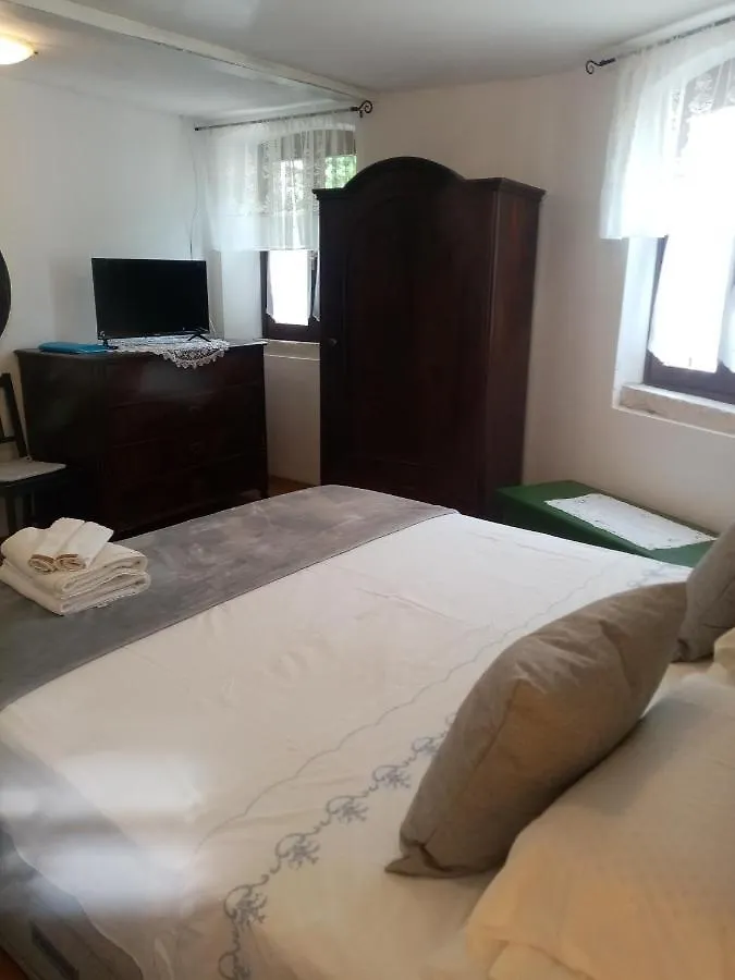 Pensionat Rooms Serafin Motovun